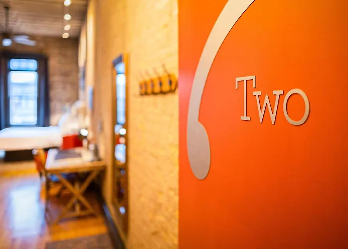 124 Lofts - Downtown Dundee - Walk To Dining * West Dundee